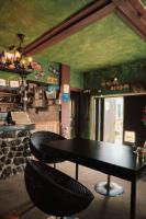 Khu vực ghế ngồi tại Jeju Station