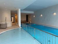 Bazén v ubytovaní APARTAMENT ELEGANCE BLUE w Let's Sea Basen&SPA alebo v jeho blízkosti