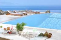 Basen w obiekcie Paradisiacal Villa with Pool and Sea View in Mykonos lub w pobliżu