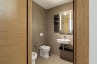 B&B HOTEL Como Baradelloにあるバスルーム