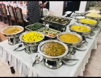 Φαγητό σε αυτό το πανδοχείο ή κάπου εκεί κοντά