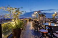 La Mejor Hotel & Sky Barにあるバルコニーまたはテラス