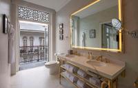 Hotel La Compania, In The Unbound Collection By Hyattにあるバスルーム