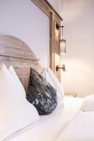 Posteľ alebo postele v izbe v ubytovaní Landhotel Zellerhof