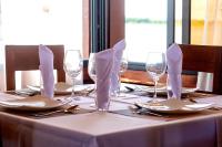 En restaurant eller et andet spisested på Hôtel Identicmg