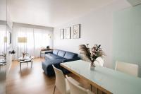 A seating area at voco Madrid Retiro by IHG