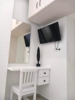 TV a/nebo společenská místnost v ubytování Apartment in the centre for 4 people