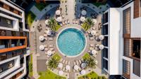 Der Swimmingpool an oder in der Nähe von Otonomus Hotel Las Vegas