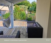 Balkon lub taras w obiekcie Le Clos Fleuri proche de Bordeaux