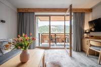 TV a/nebo společenská místnost v ubytování Hotel Litworowy Staw