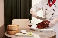 Jídlo v hotelu nebo okolí