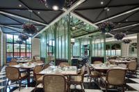 Un restaurant u otro lugar para comer en Londoner Grand, a Luxury Collection Hotel, Macau