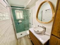 Kúpeľňa v ubytovaní Casa Gracia Stylish apartment close to the beach BY NAMASTE ELITE
