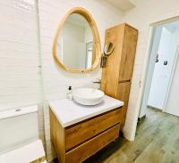 Kúpeľňa v ubytovaní Casa Gracia Stylish apartment close to the beach BY NAMASTE ELITE