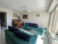 Część wypoczynkowa w obiekcie Appartement T3 centre Arcachon avec terrasse, parking et ménage inclus - FR-1-374-206