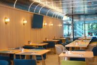 Posezení v ubytování Wyndham Garden Naithon Phuket