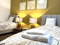 Posteľ alebo postele v izbe v ubytovaní Hotel Zlatý Býk