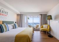Postel nebo postele na pokoji v ubytování Abora Interclub Atlantic by Lopesan Hotels