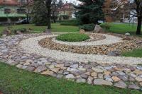 A garden outside Vadászkürt Panzió