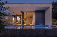 Bazén v ubytování Greenvale Park Villas by Coastalbliss nebo v jeho okolí