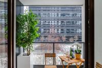 Balkon lub taras w obiekcie Lumina lux apart near Muzeum Powstania