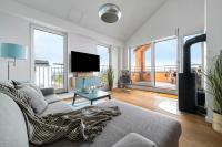 TV a/nebo společenská místnost v ubytování Ocean Sunset- Penthouse, Balkon, Kamin