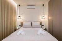 Posteľ alebo postele v izbe v ubytovaní Luxury Apt Near The Beach Athens Riviera By Olon