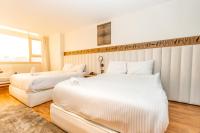 Postel nebo postele na pokoji v ubytování Superior Pyramids Inn