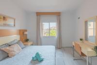 Posteľ alebo postele v izbe v ubytovaní SkySea Holidays Riviera del Sol