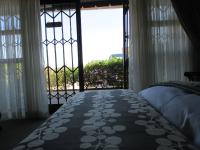 Deluxe Double Room with Shower & Bath (Waves / Blouberg)