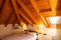 Posteľ alebo postele v izbe v ubytovaní Bernina Express Eco Rooms&Breakfast