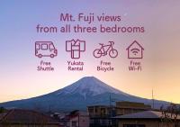 Una imagen de una montaña con diferentes símbolos. en Asahi, en Fujiyoshida