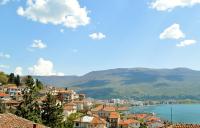 Violet Studio with Balcony and Lake View