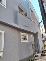 Budynek, w którym mieści się apartament