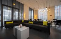 Ein Sitzbereich in der Unterkunft Fletcher Wellness-Hotel Helmond