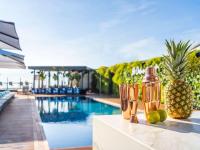 The swimming pool at or close to Sofitel Barcelona Skipper
