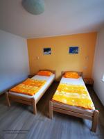 Postel nebo postele na pokoji v ubytování Apartment and room Anica
