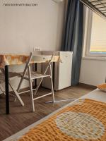 Postel nebo postele na pokoji v ubytování Apartment and room Anica