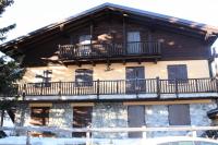Balkón alebo terasa v ubytovaní Chalet Carlines - Grand appartement années 70 ! Dans chalet sans parking MAE-3814