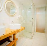 Łazienka w obiekcie Boutique Hotel Szárcsa
