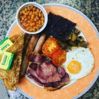 Mad på hotellet eller i nærheden