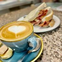 Mad på hotellet eller i nærheden