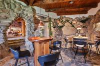 Restaurace v ubytování Apartmán Danadrin Family Evergreen Tále