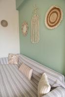 Posteľ alebo postele v izbe v ubytovaní SERENITY yard apartment