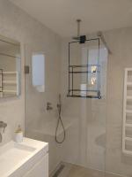 Ein Badezimmer in der Unterkunft Beach House Rodine - free parking & bikes