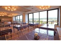 Smile Hotel koriyama - Vacation STAY 61210vにあるレストランまたは飲食店