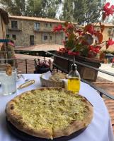 Φαγητό σε αυτό το διαμέρισμα ή κάπου εκεί κοντά