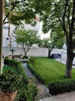 Vonkajšia záhrada v ubytovaní Apartman Barbir