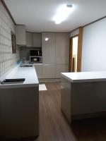 Küche&#47;Küchenzeile in der Unterkunft Yettle Hanok Stay