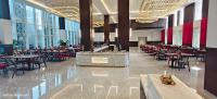 Restaurace v ubytování Ramada by Wyndham Ahmedabad Narendra Modi Stadium Motera